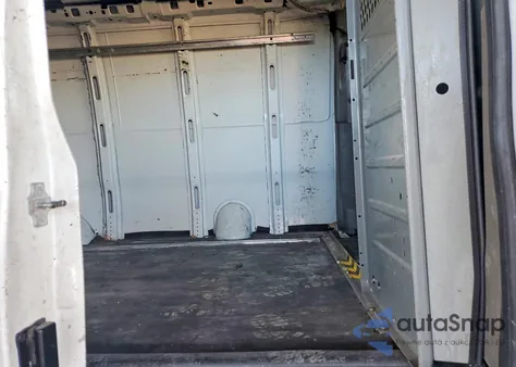 2013 Chevrolet Express G2500 z USA, uszkodzony, nr VIN 1GCWGFCA0D1118644